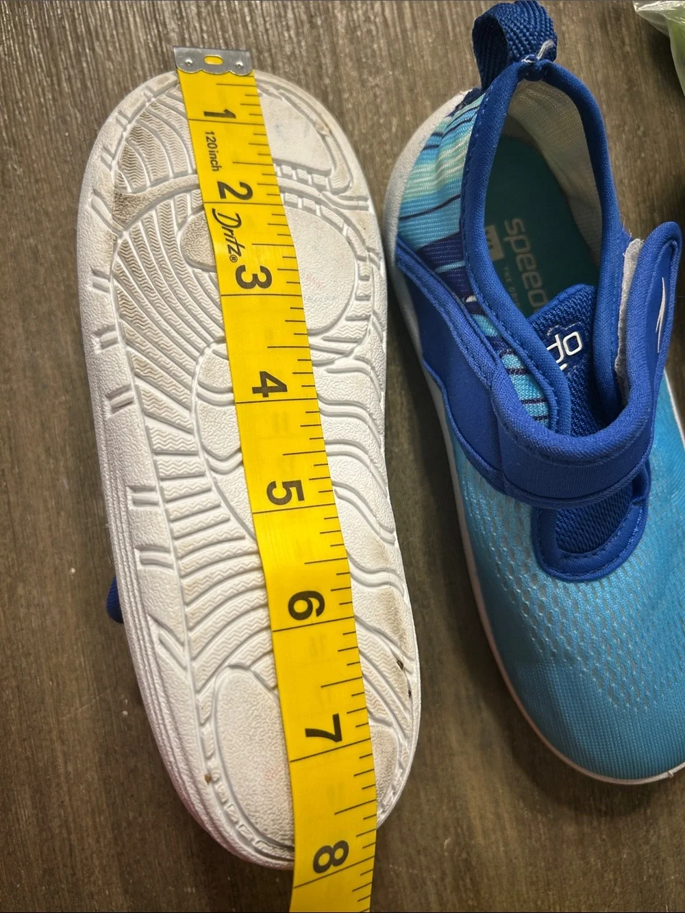 Speedo Kids Blue and Teal Hook-and-Loop Water Shoes, S. XL,11/12, Like New,